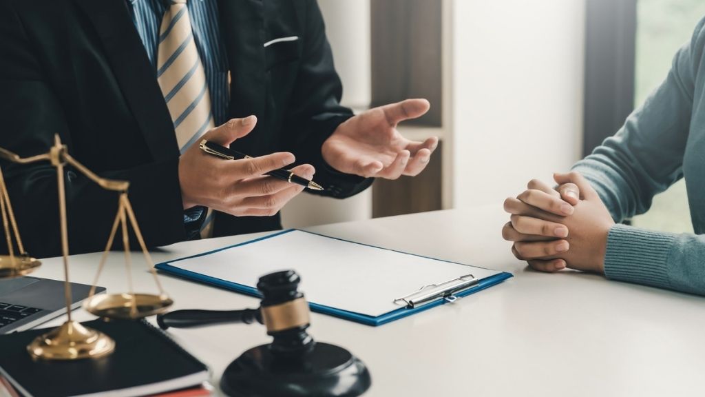 Beneficio de una licenciatura ejecutiva en Derecho
